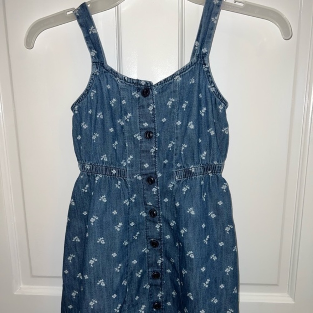 Gap denim dress. Size Small. Girls clothing. Kids clothing